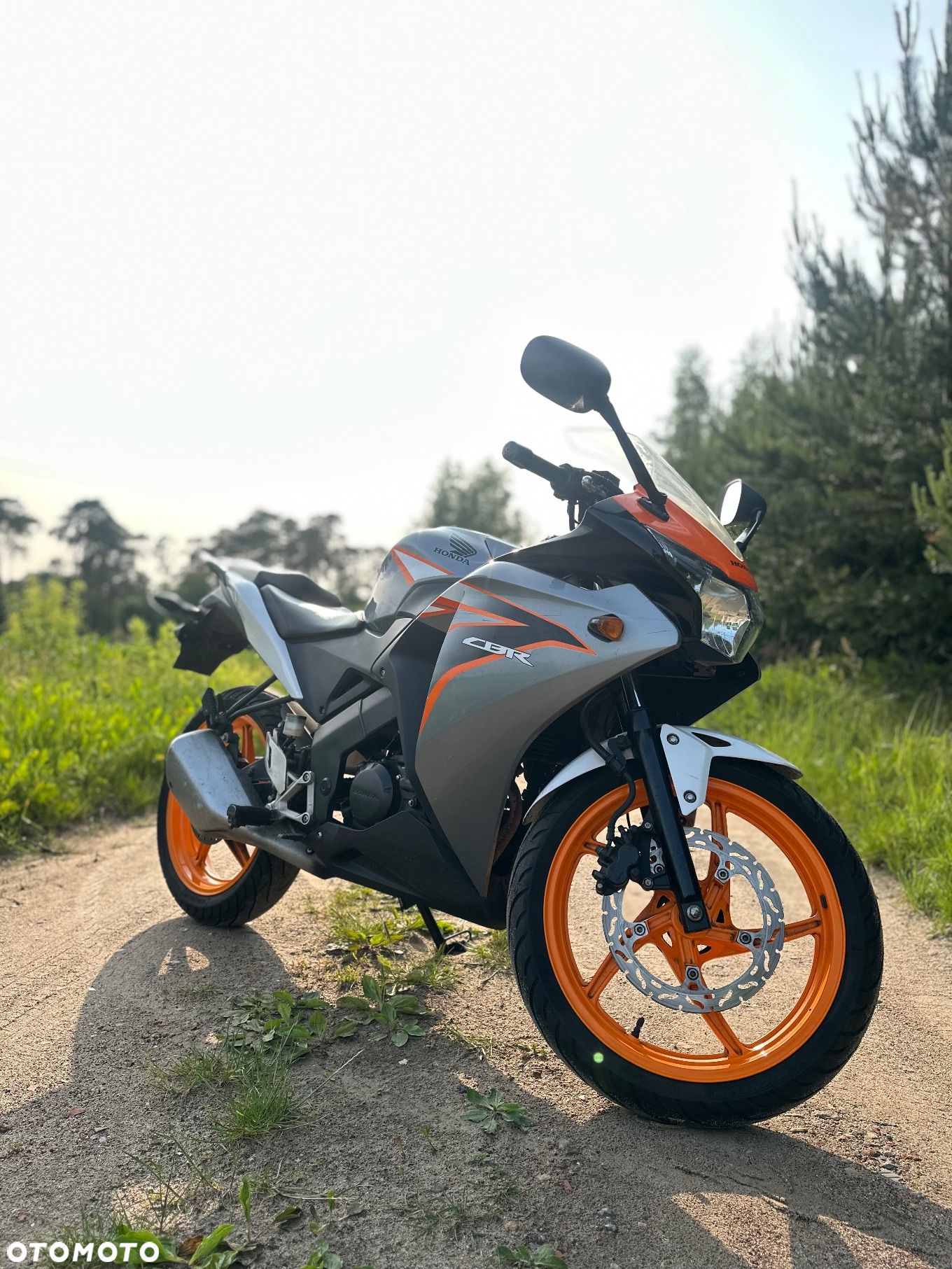 Honda CBR - 1