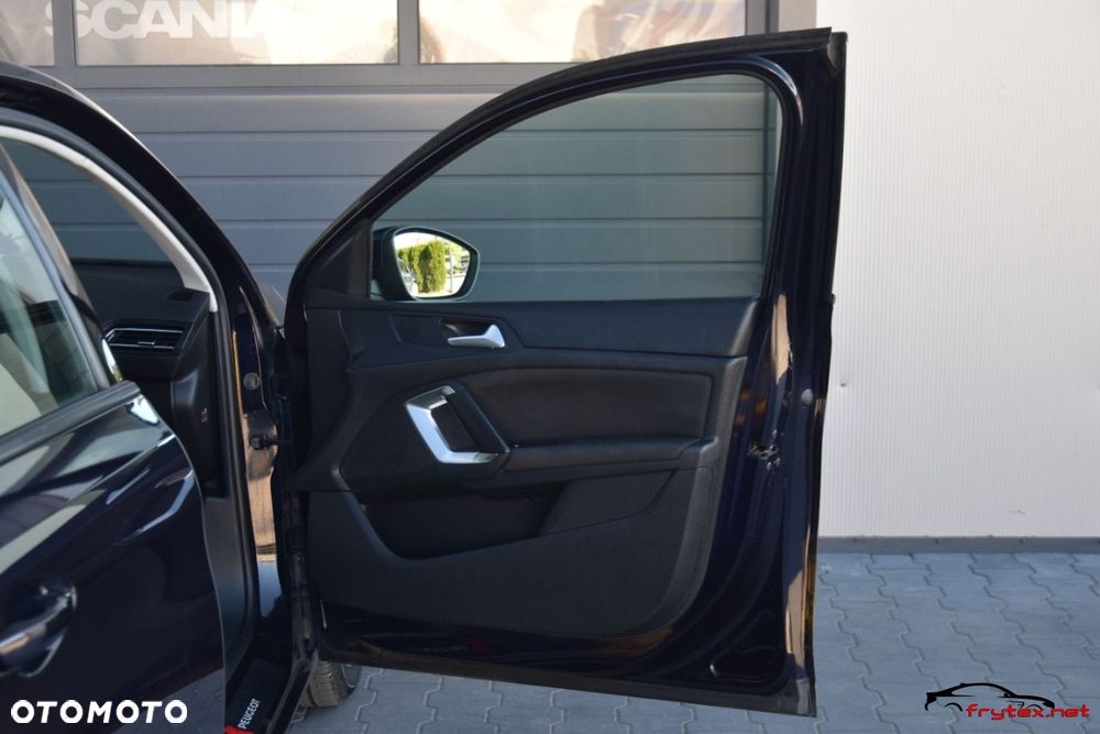 Peugeot 308 - 22