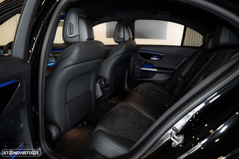 Mercedes-Benz C 300 e AMG Line - 35