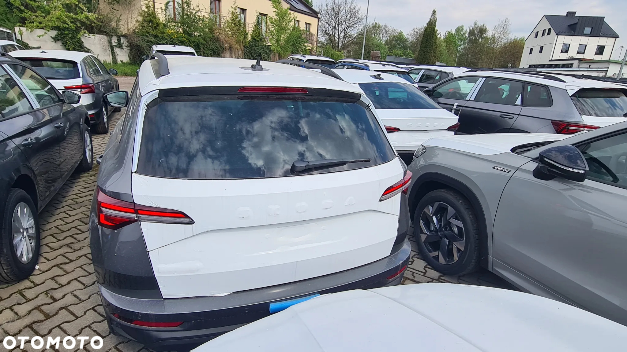 Skoda Karoq 1.5 TSI ACT Edition 130 DSG - 4
