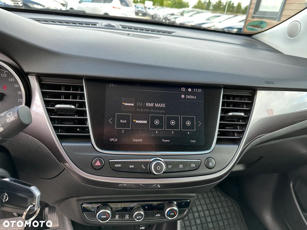 Opel Crossland X - 12