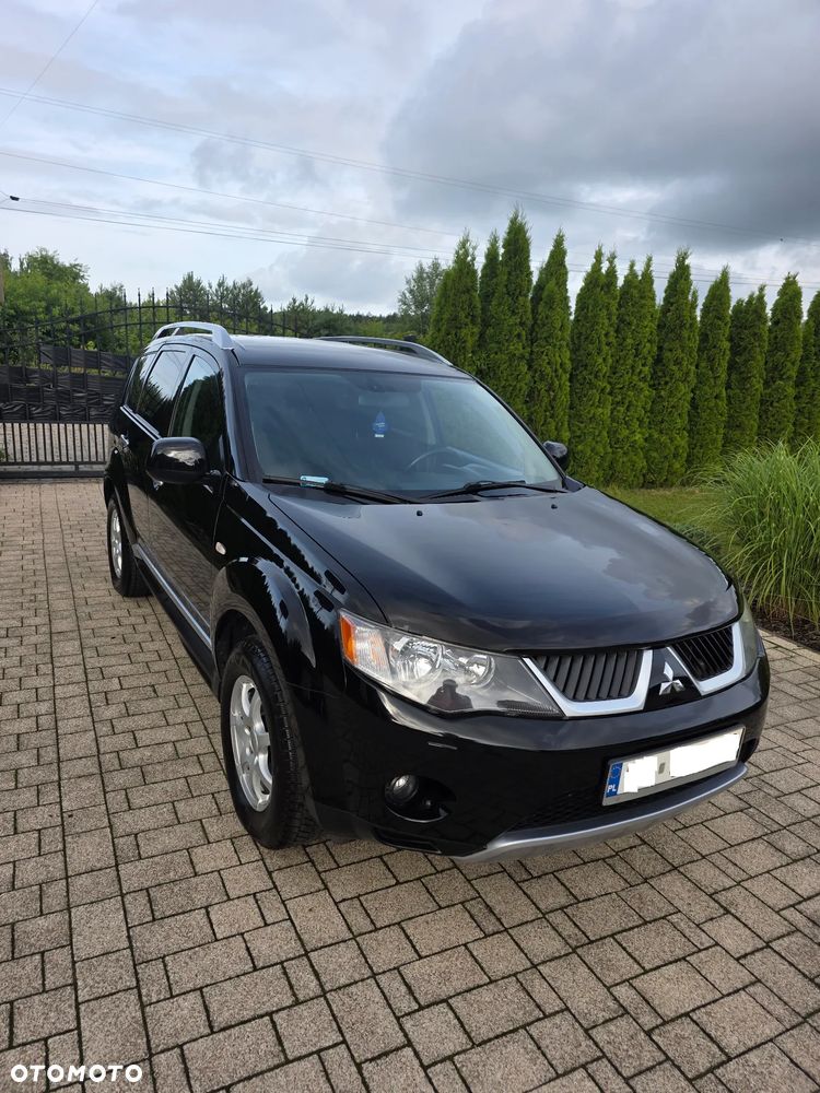 Mitsubishi Outlander 2.0 DID Intense - 1