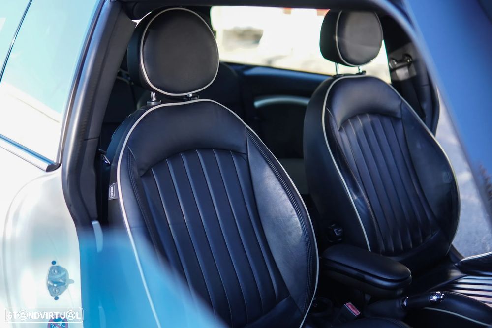 MINI Clubman Cooper D - 38