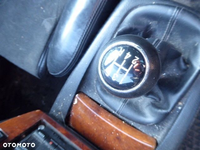 VOLKSWAGEN PASSAT B5 LIFT 00-05 SKRZYNIA BIEGÓW FXR 2.0 20V LD7W - 4