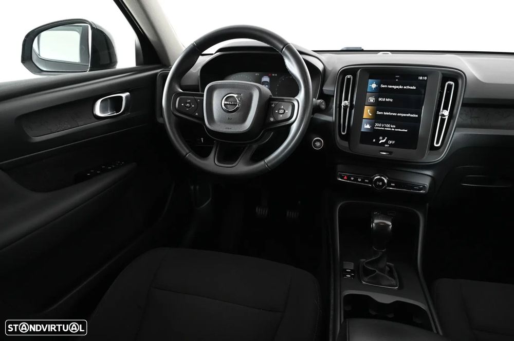 Volvo XC 40 1.5 T2 Momentum - 22