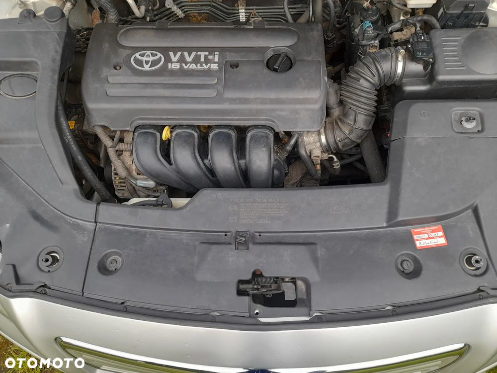 Toyota Avensis 1.8 VVT-i Edition - 26