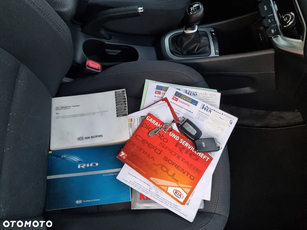 Kia Rio 1.4 Platinum Edition - 28