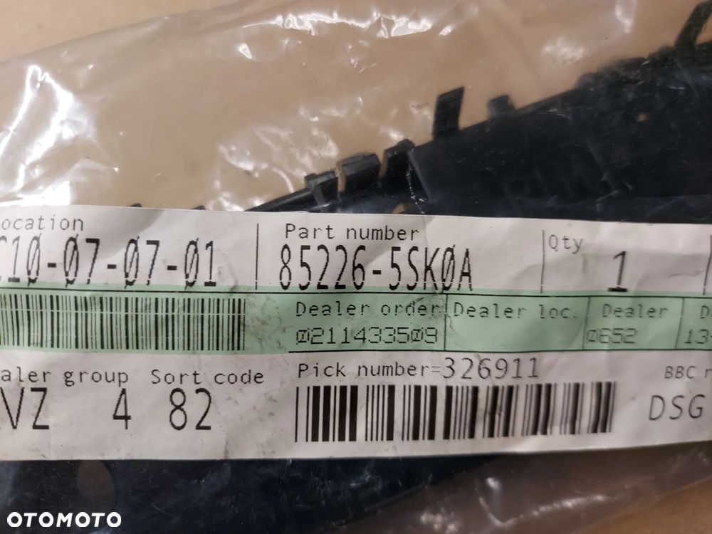 Nissan Leaf II 17-21 Ślizg Zderzaka Tył Oryginał - 2