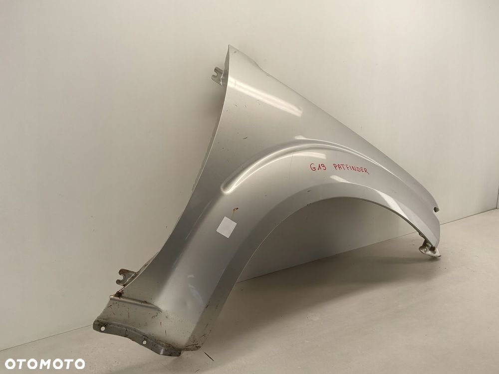 BŁOTNIK PRAWY PRZEDNI NISSAN PATHFINDER 05-10 - 2