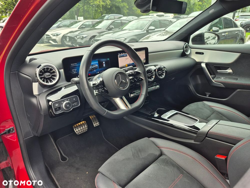 Mercedes-Benz Klasa A 200 AMG Line 7G-DCT - 15