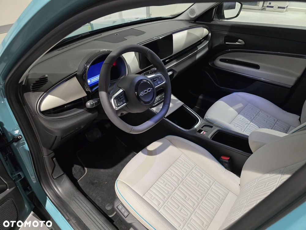 Fiat 600 1.2 Turbo La Prima eDCT - 11