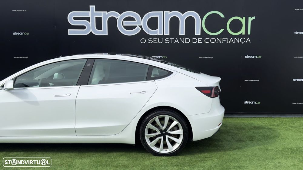 Tesla Model 3 Standard Range Plus RWD - 4