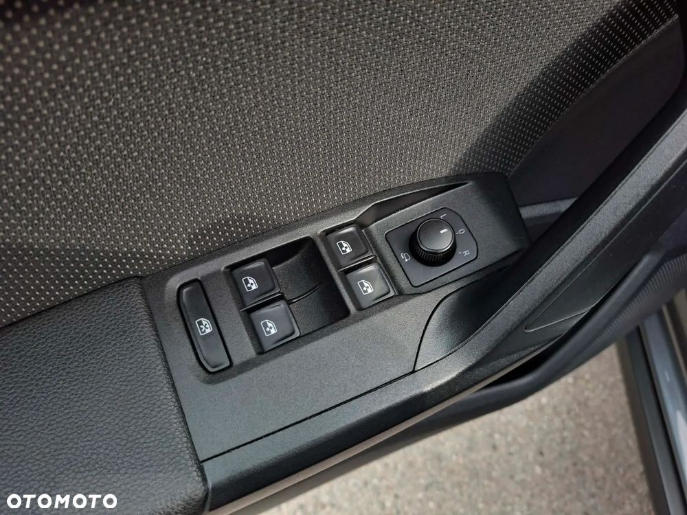 Seat Arona 1.6 TDI XCELLENCE - 18