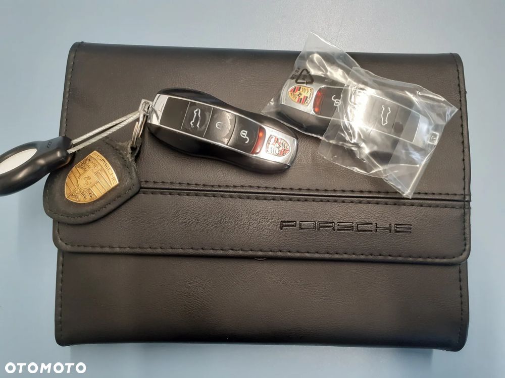 Porsche Macan - 30