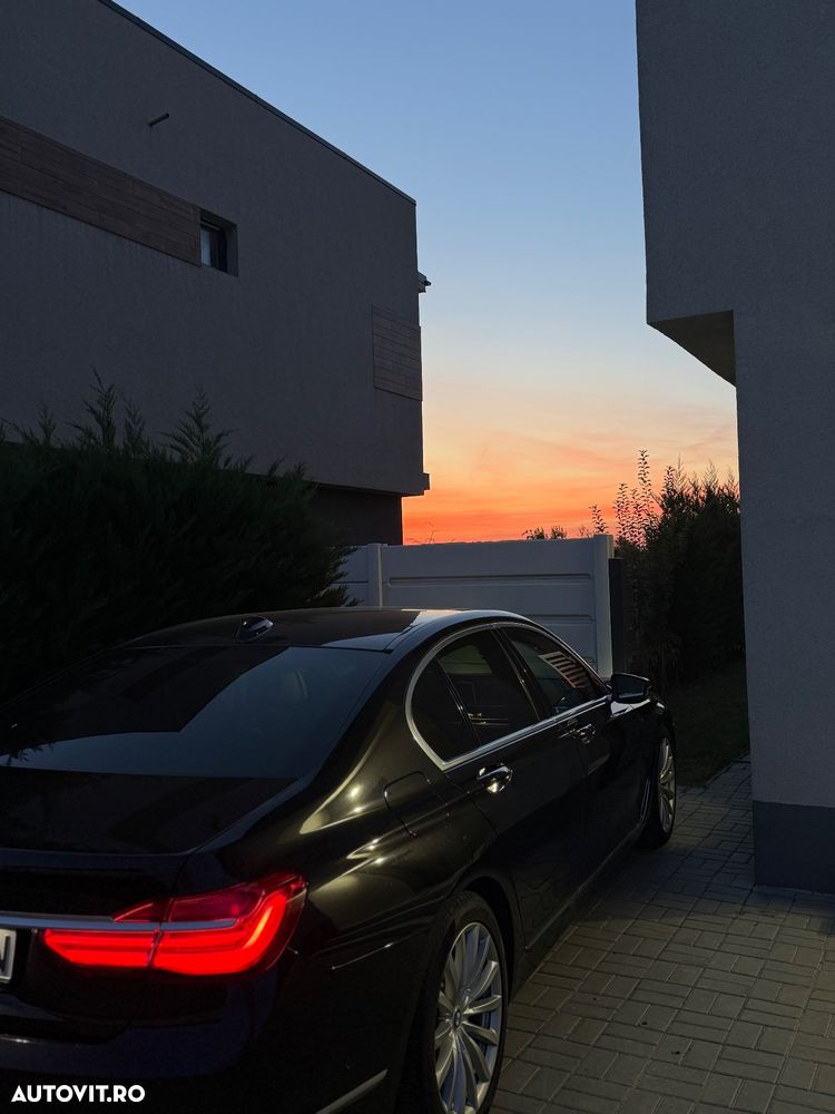 BMW Seria 7 730d - 16
