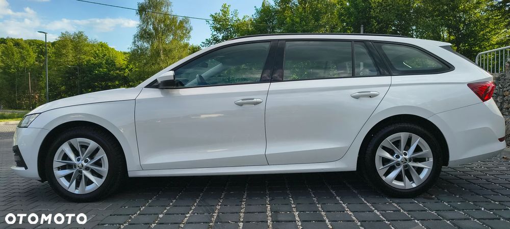 Skoda Octavia 2.0 TDI SCR Ambition - 32