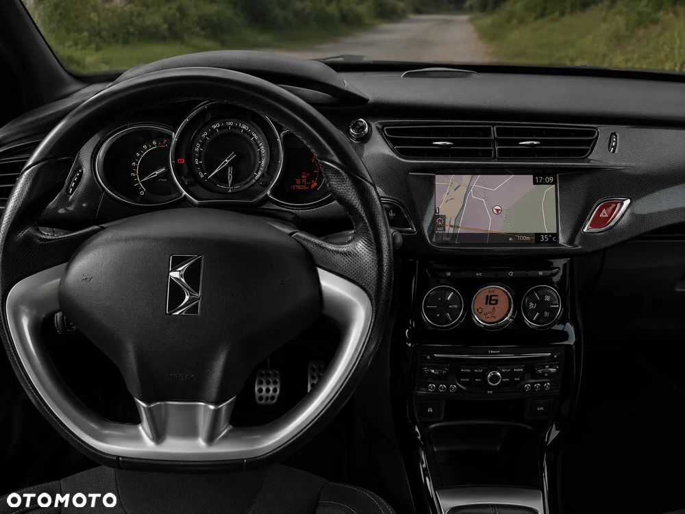 Citroën DS3 1.6 THP SportChic - 17