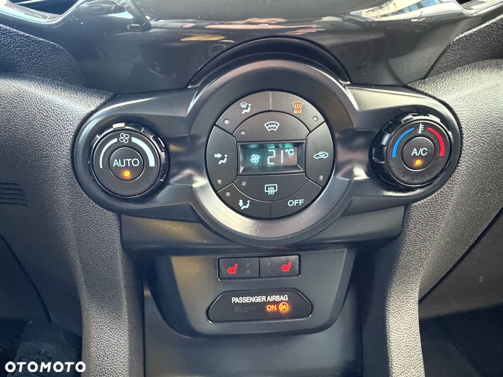 Ford EcoSport 1.0 EcoBoost TITANIUM X - 30