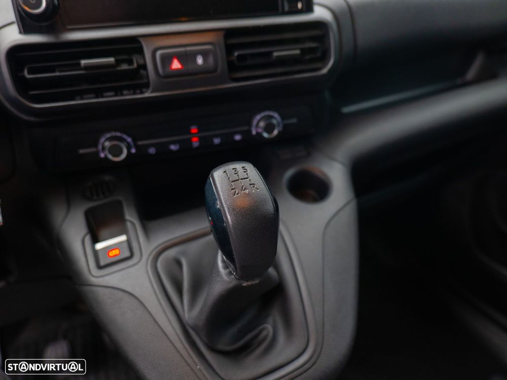 Peugeot Partner 1.5 BlueHDi Premium Standard - 19