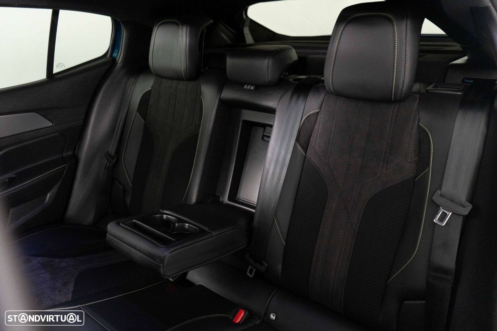 Peugeot 408 1.6 Hybrid GT e-EAT8 - 12