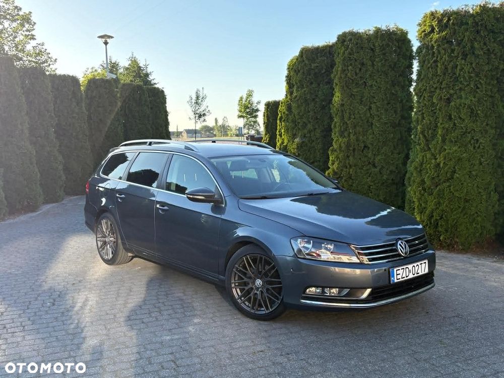 Volkswagen Passat - 27