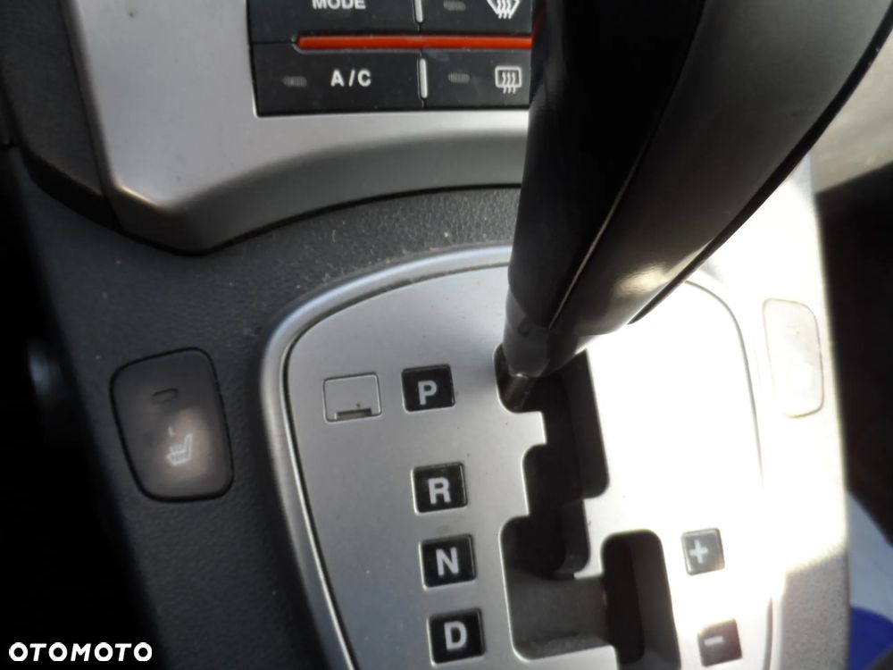 Kia Carens 2.0 CRDi Freedom 7os - 18