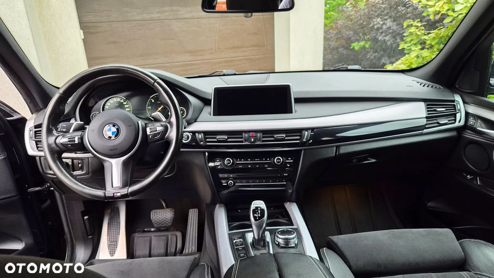 BMW X5 xDrive25d - 16