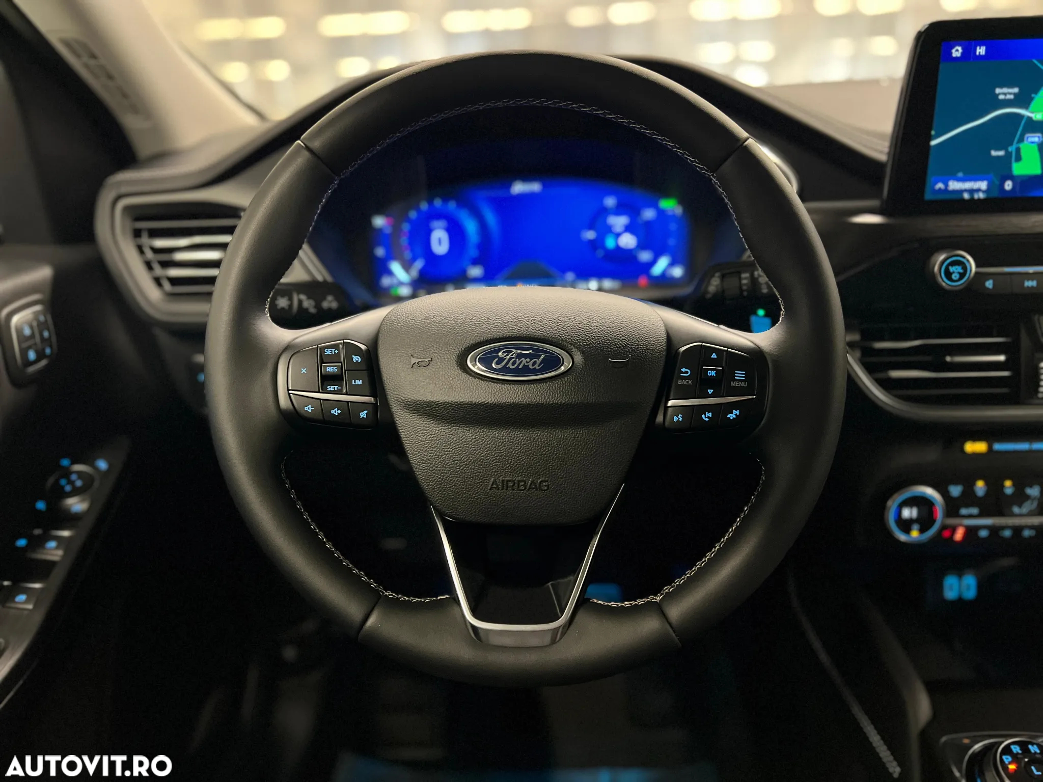 Ford Kuga - 22