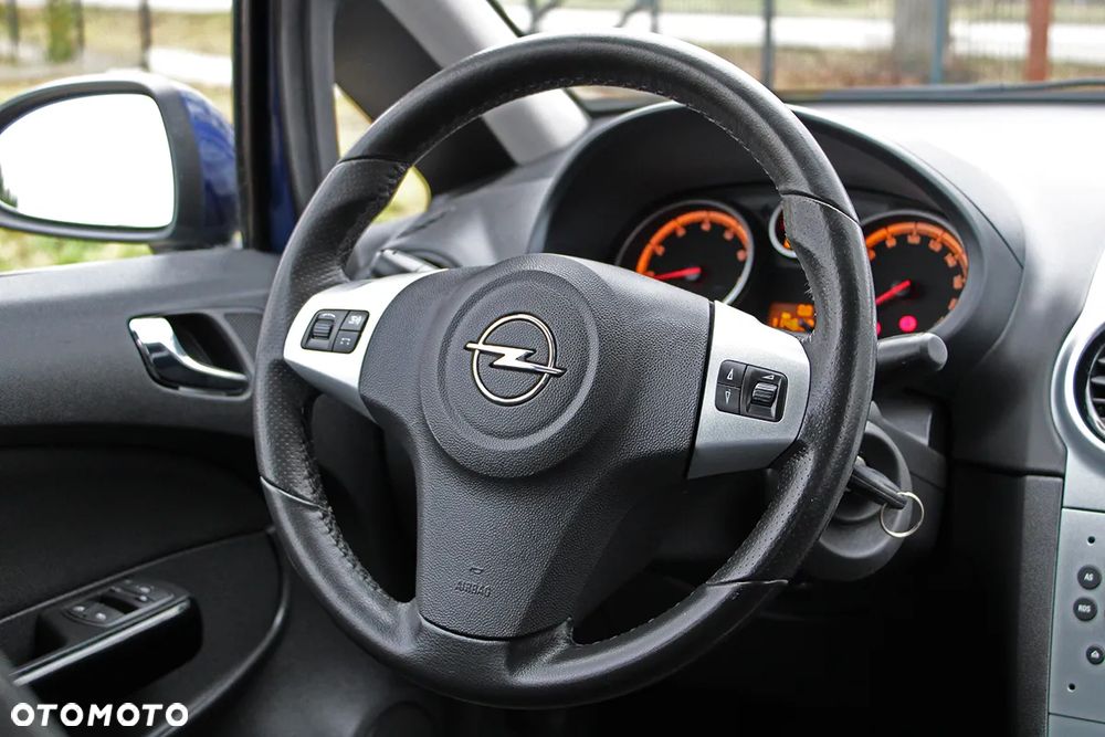 Opel Corsa 1.2 16V Innovation - 21