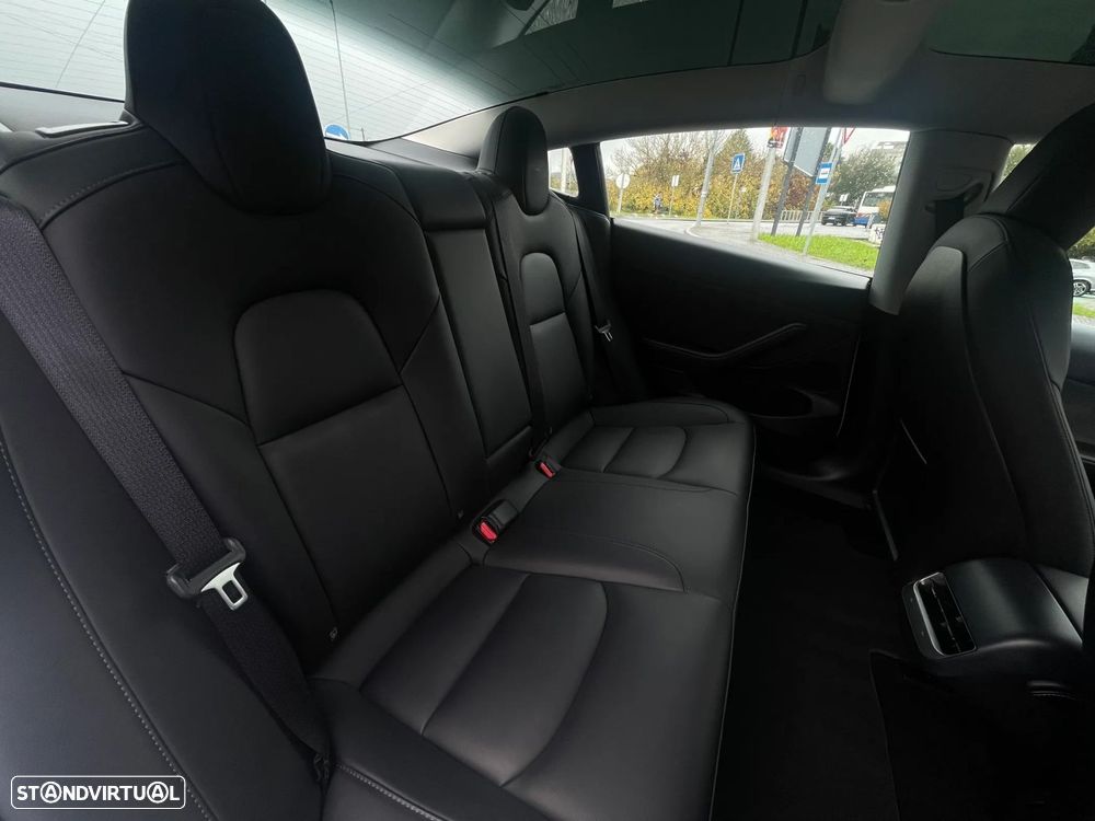 Tesla Model 3 Standard Range Plus RWD - 46