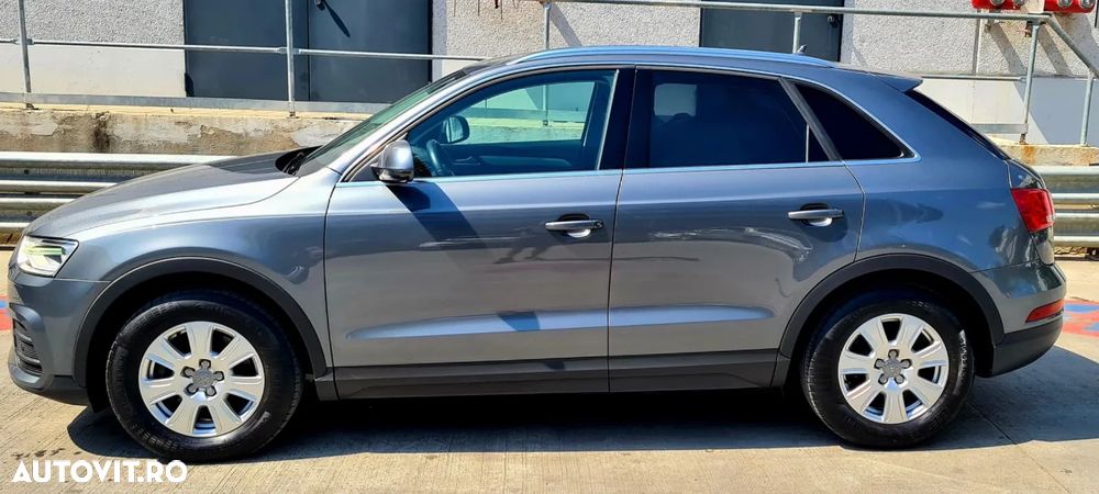 Audi Q3 2.0 TDI sport - 10