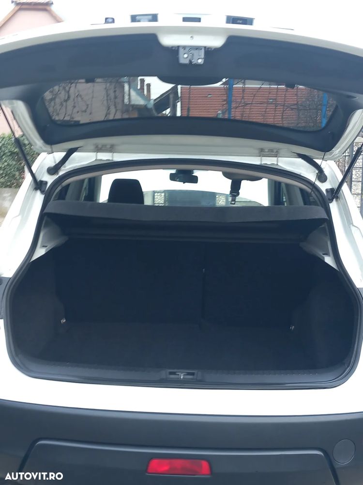 Nissan Qashqai 1.5 DCI N-Connecta - 16