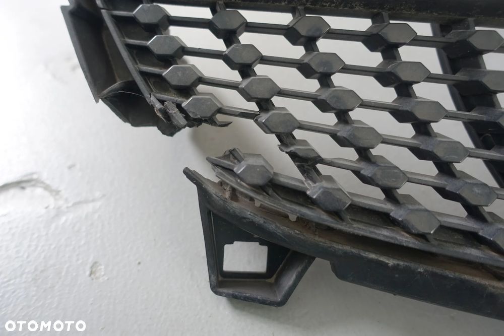 ATRAPA GRILL MERCEDES W176 A KLASA  AMG - 3