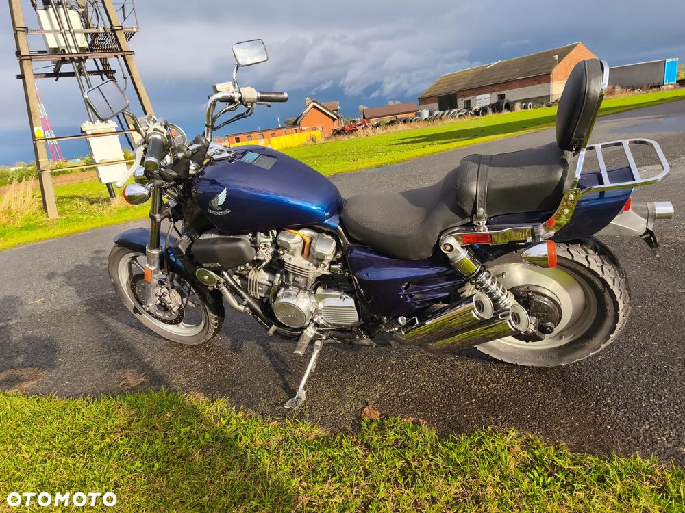 Honda VF - 9