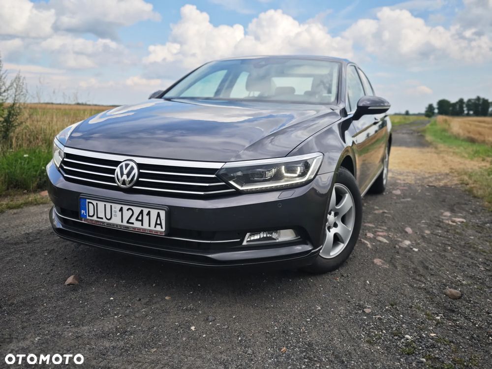 Volkswagen Passat - 5