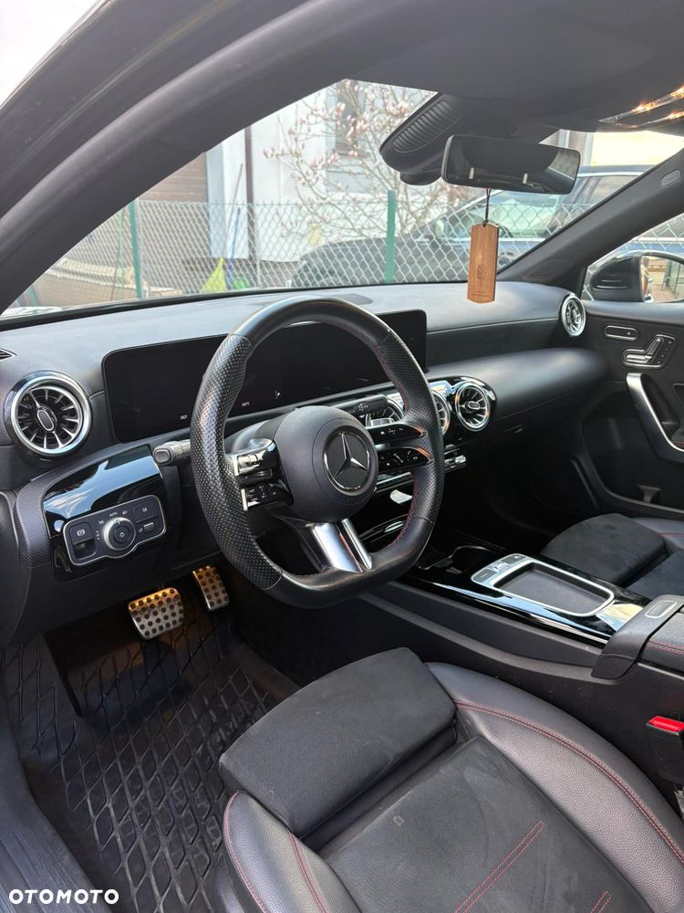 Mercedes-Benz Klasa A 200 4-Matic AMG Line 8G-DCT - 8