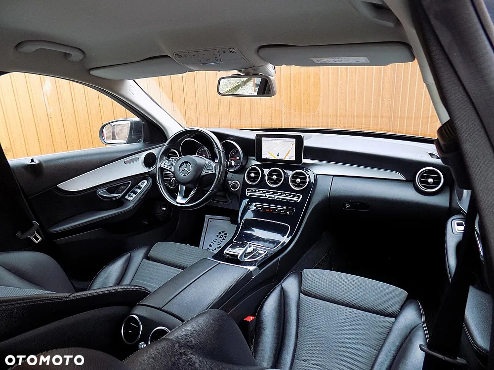 Mercedes-Benz Klasa C 180 T 7G-TRONIC Avantgarde - 21