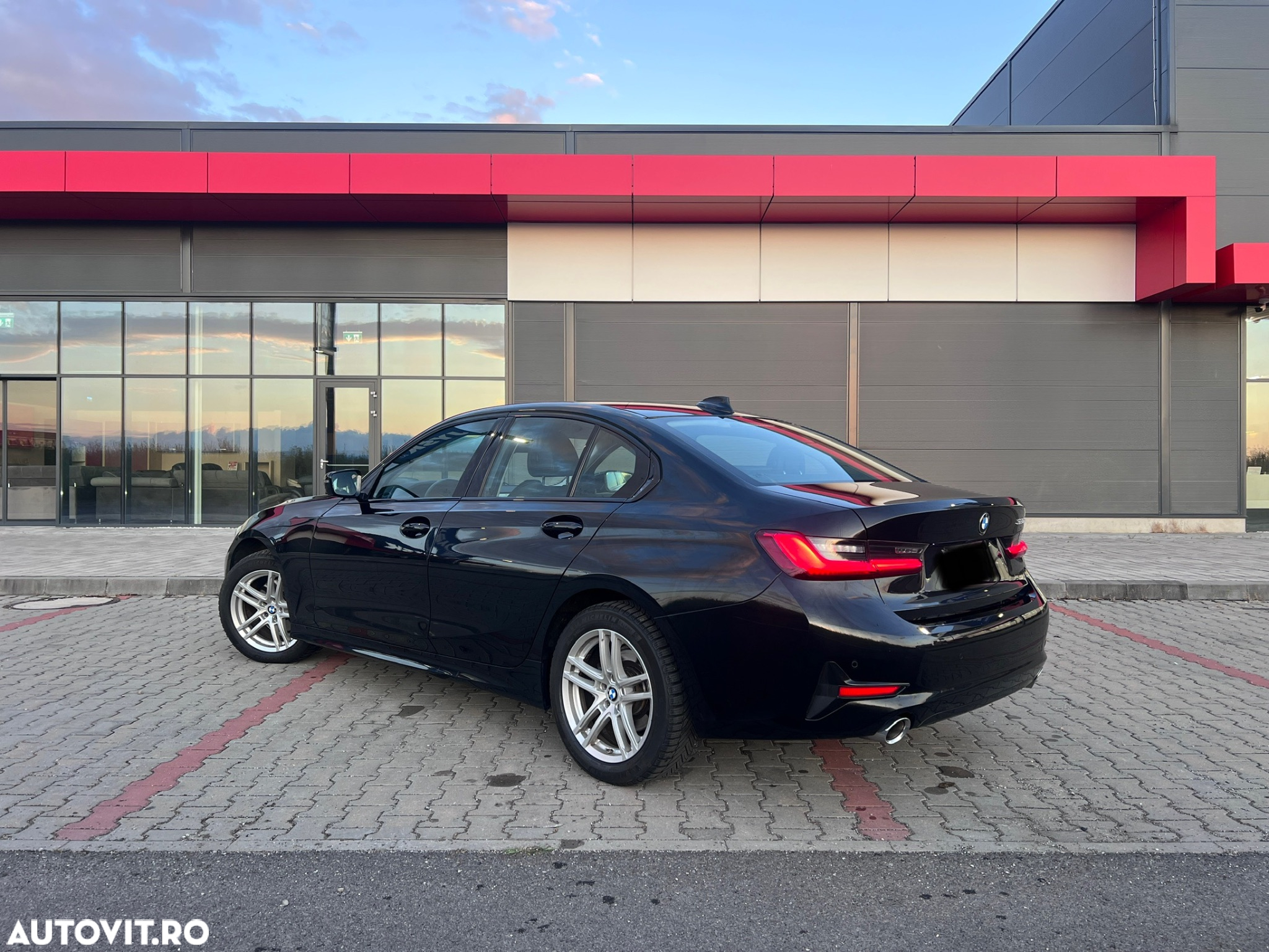 BMW Seria 3 320d Aut. Sport Line - 3