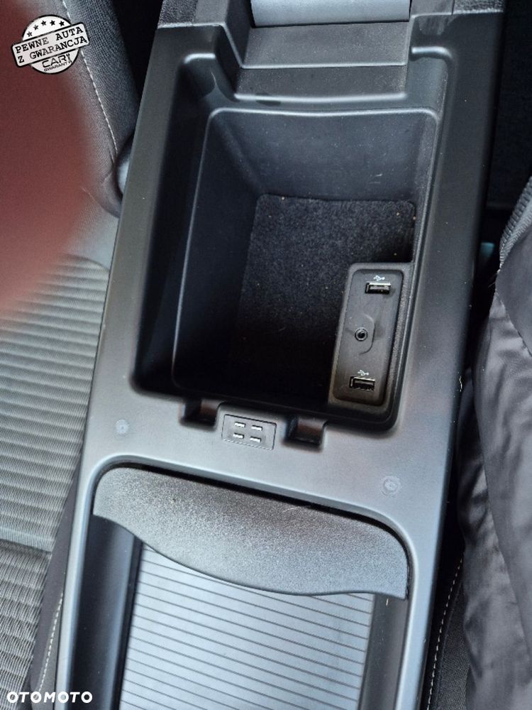 Renault Grand Scenic - 33