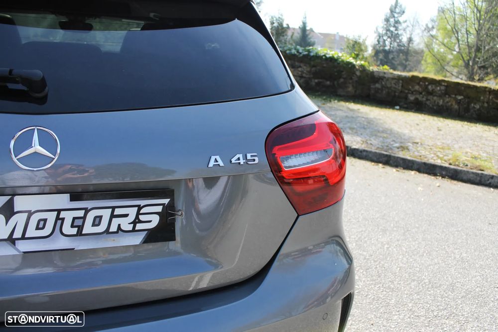 Mercedes-Benz A 45 AMG 4Matic Speedshift 7G-DCT - 21