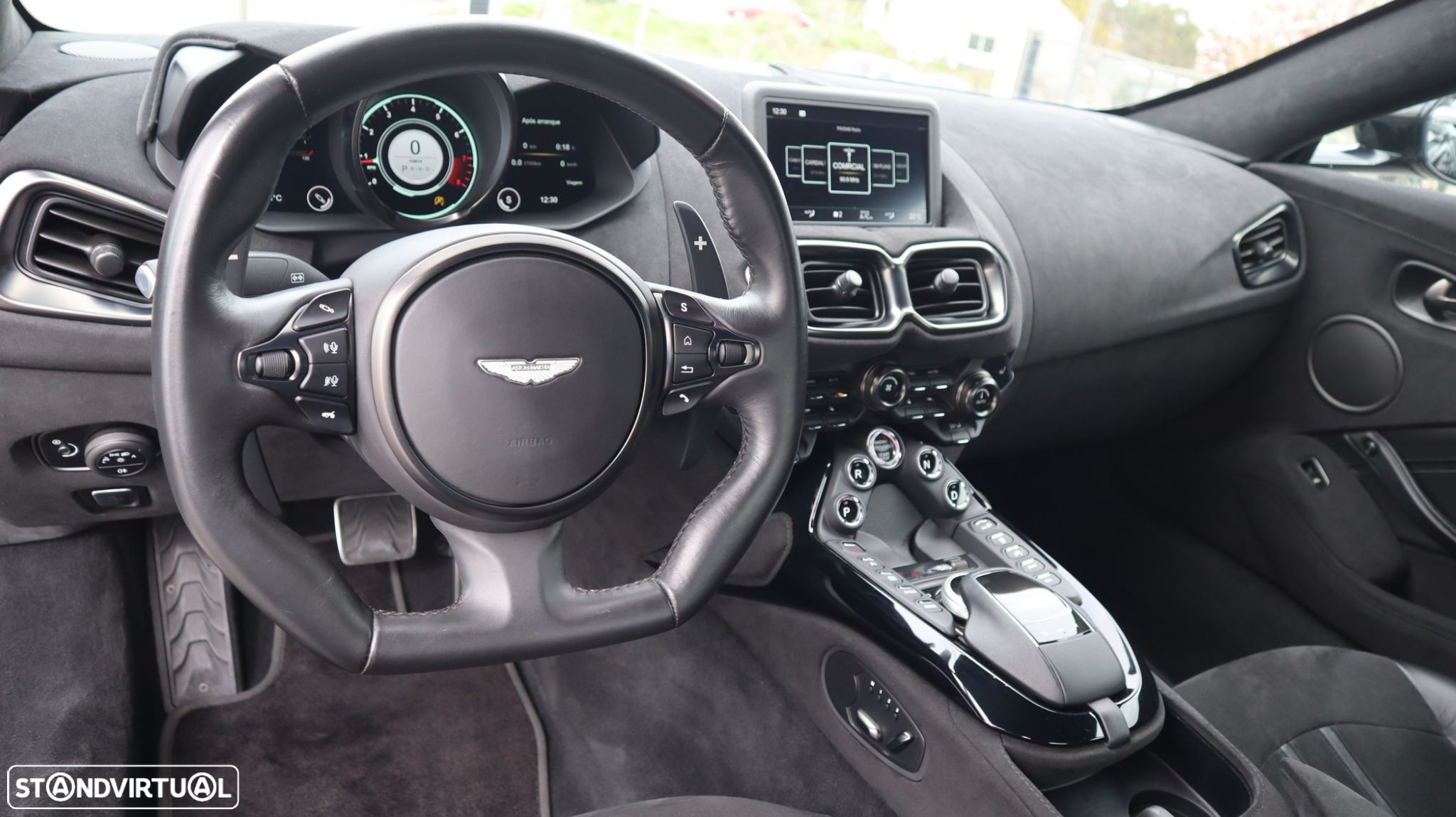 Aston Martin Vantage Coupe V8 - 19