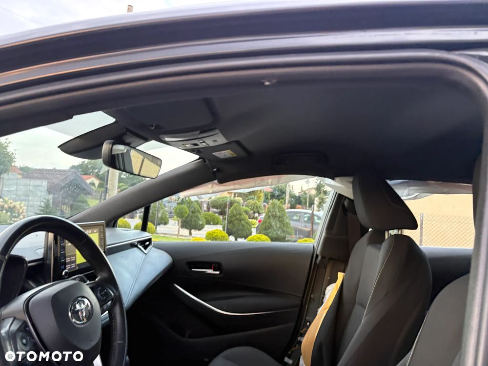 Toyota Corolla 1.8 Hybrid Comfort - 13