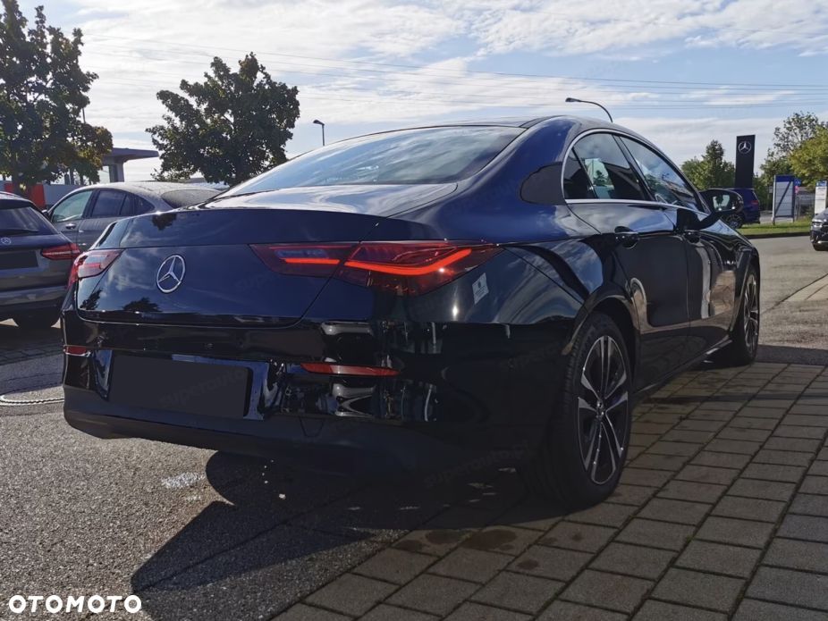 Mercedes-Benz CLA - 6