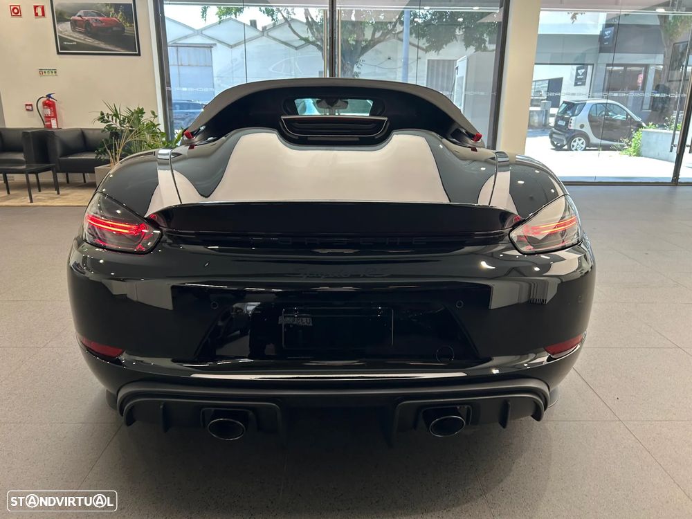 Porsche 718 - 4