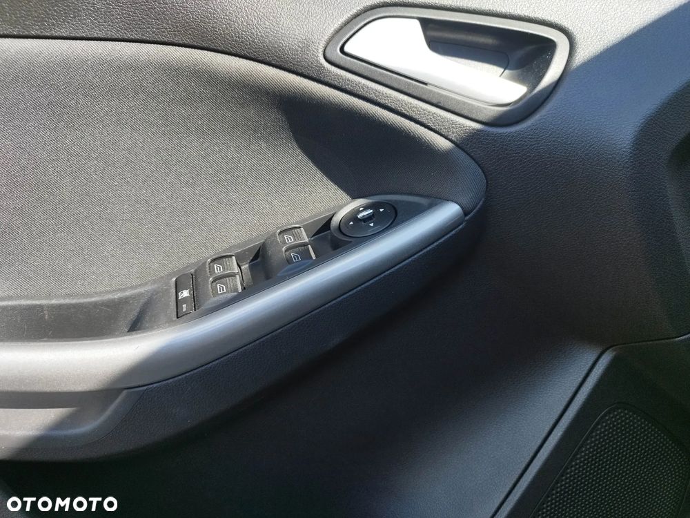Ford Focus 1.6 EcoBoost Trend Sport - 22