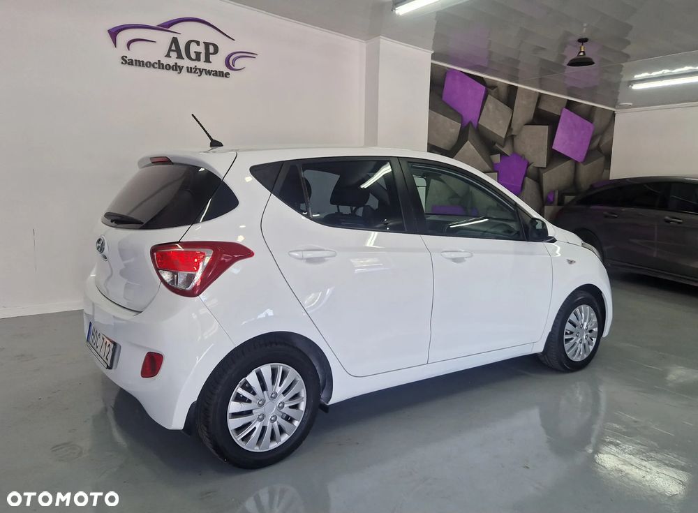 Hyundai i10 - 15