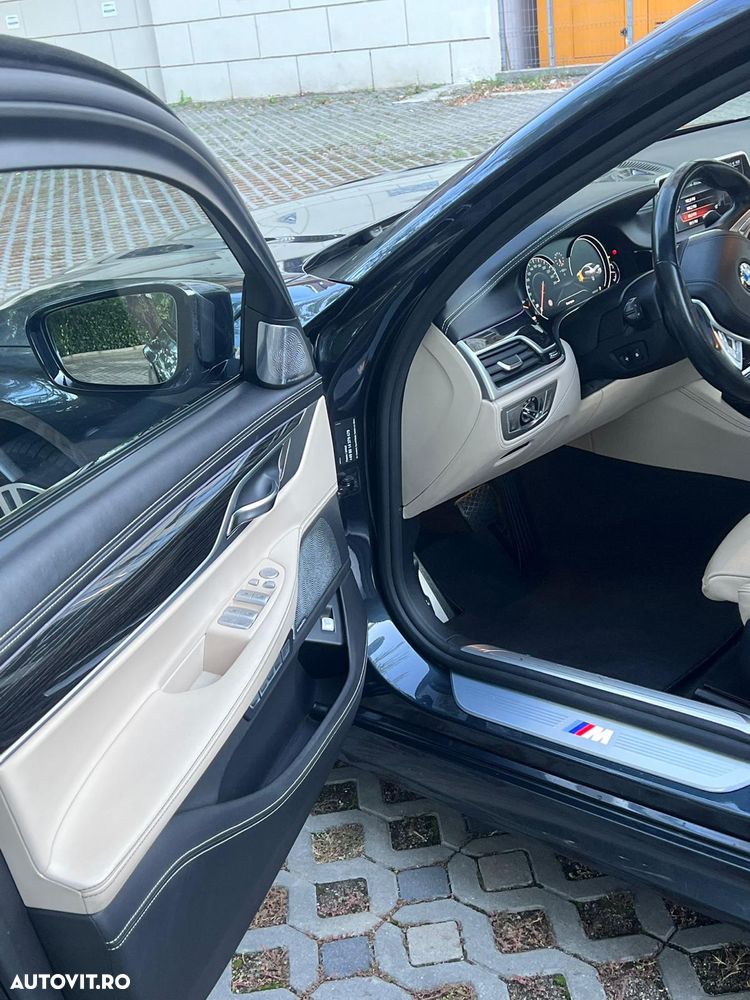 BMW Seria 7 750i xDrive Edition Exclusive - 11