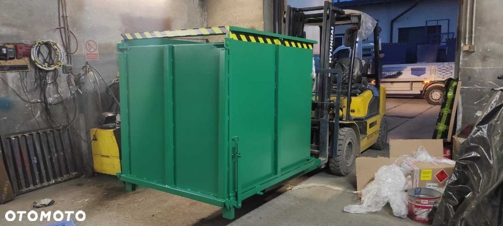 Nowość! Kontener z otwieranym przodem-PMK 2000L - 2