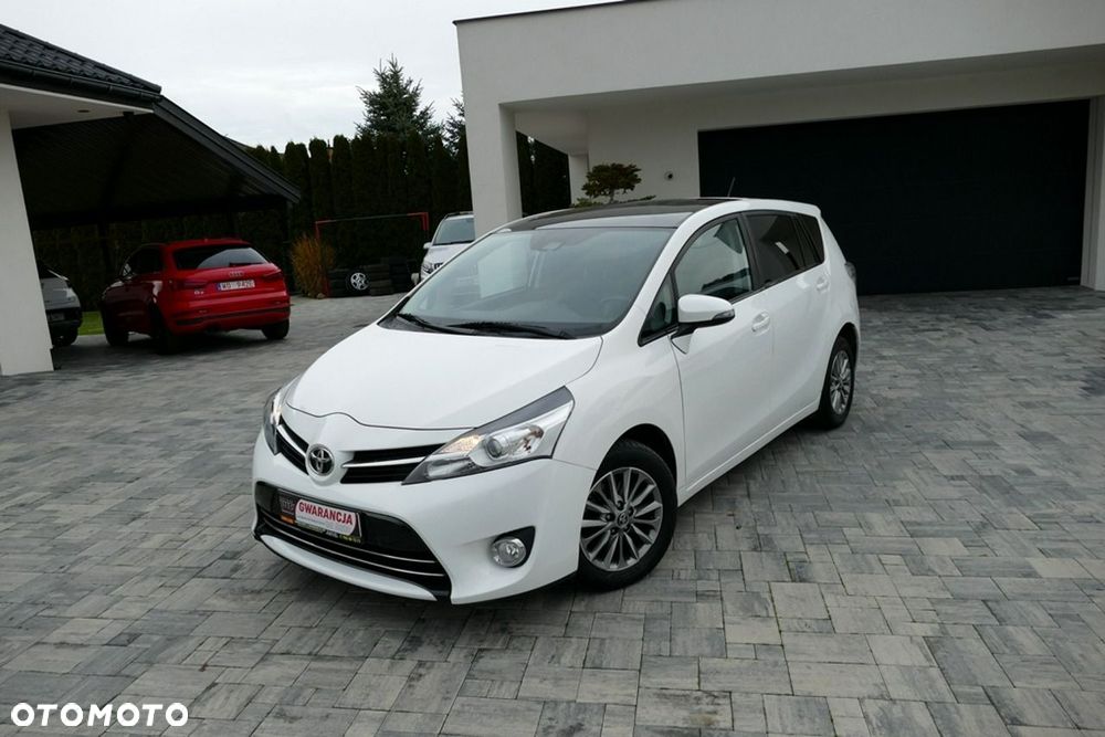 Toyota Verso 1.6 D-4D Premium - 8