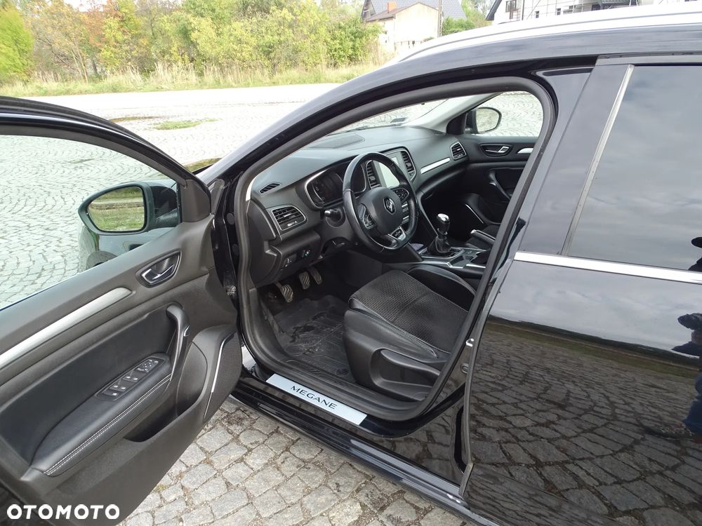 Renault Megane 1.6 SCe Intens - 8